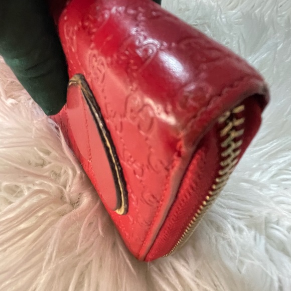 Microguccissima Heart Zip Around Wallet Red - Picture 7 of 13